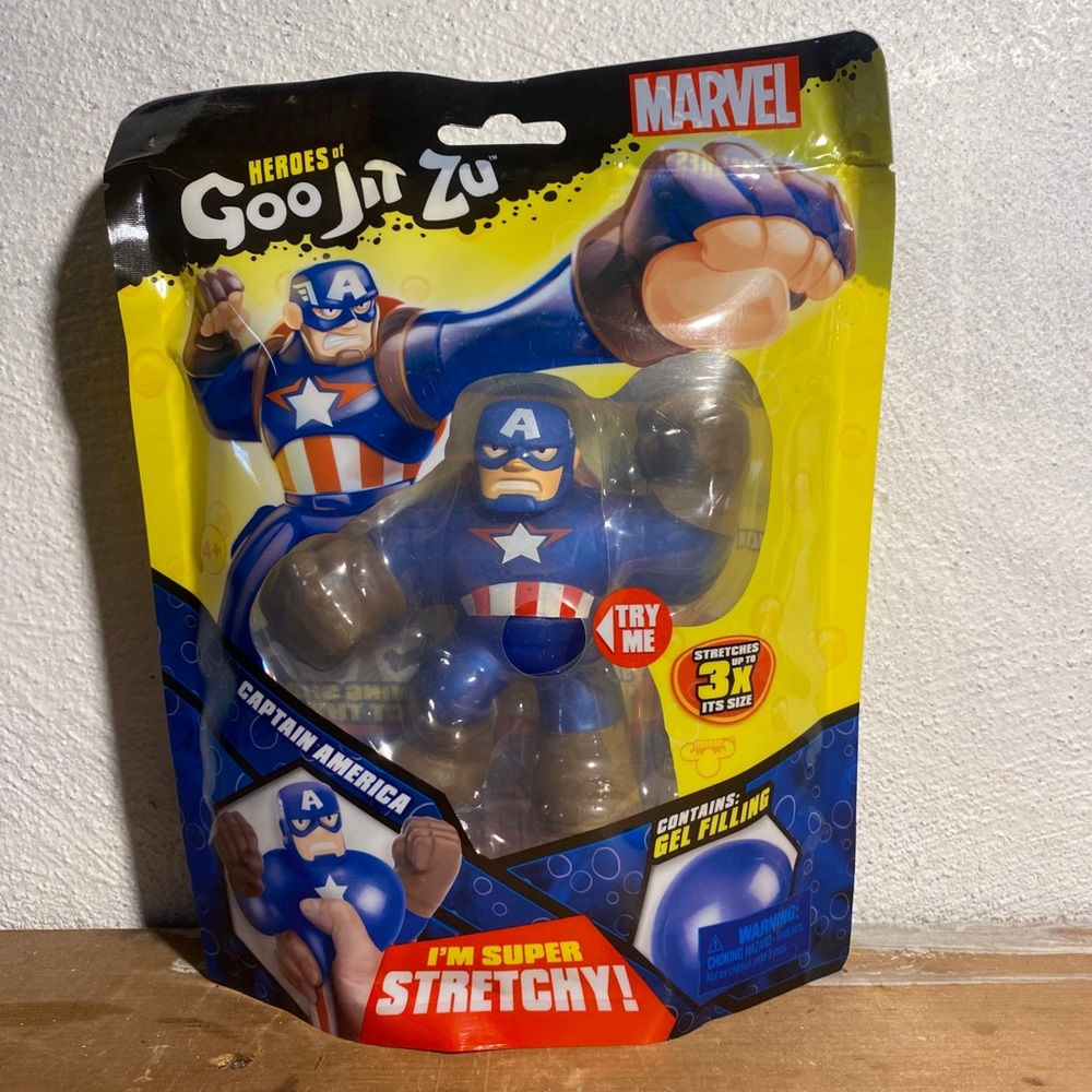 Hero’s of goo jit zu marvel captain America
